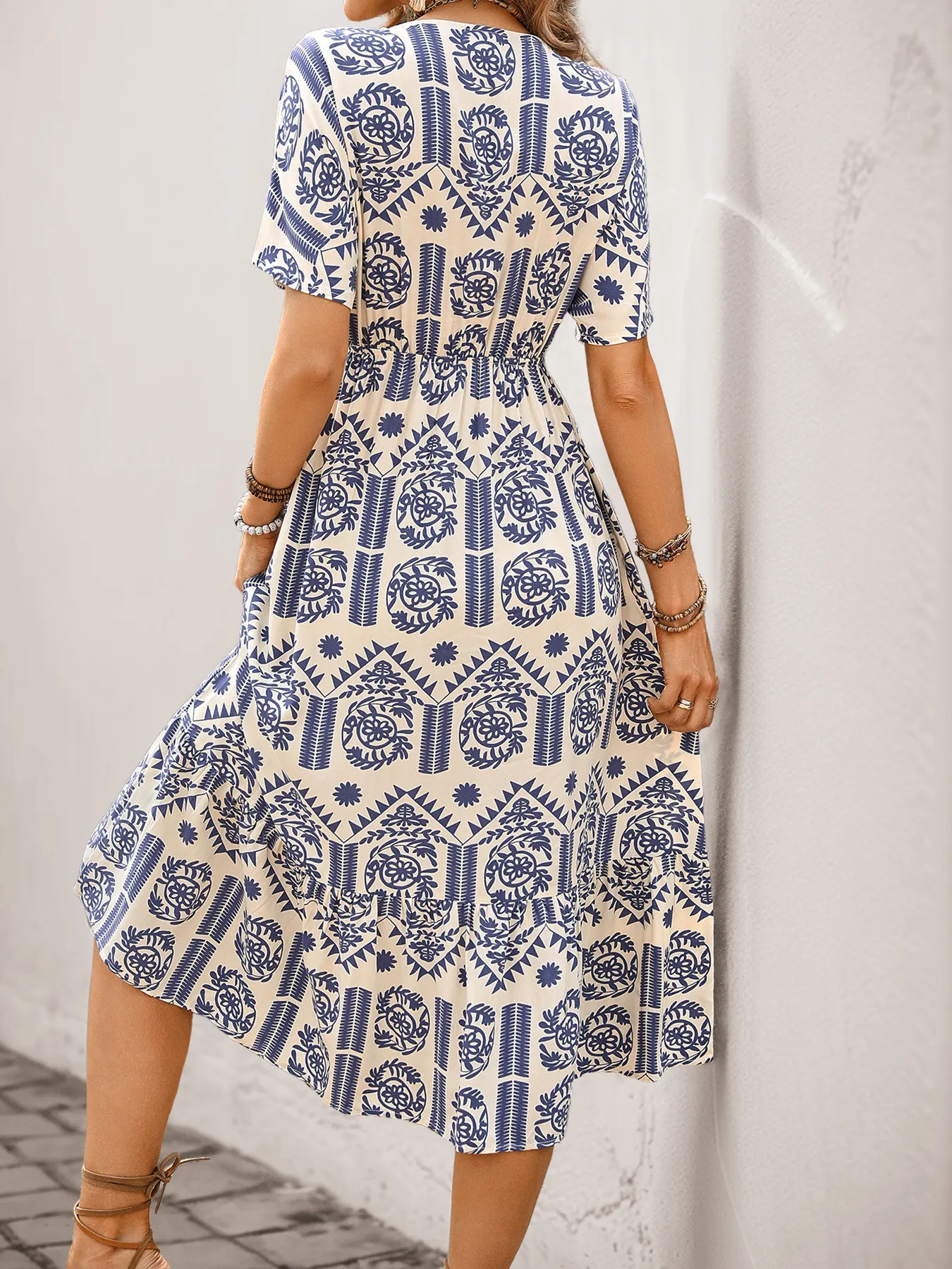 V-Neck Short Sleeve Ethnic Print Vacation Dress