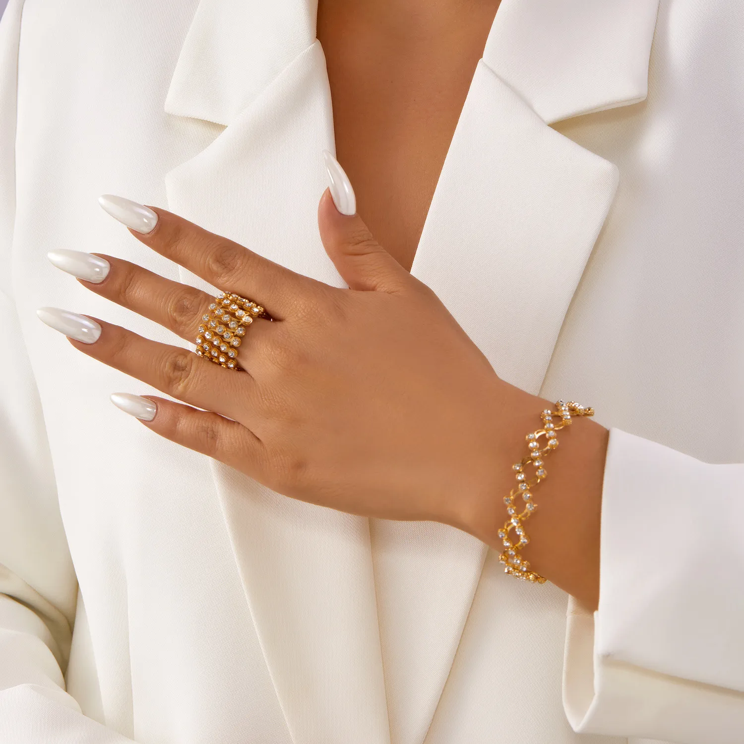 2-in-1 Magic Retractable Ring Bracelet