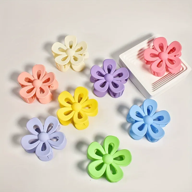 Flower Cutout Frosted Acrylic Claw Clip