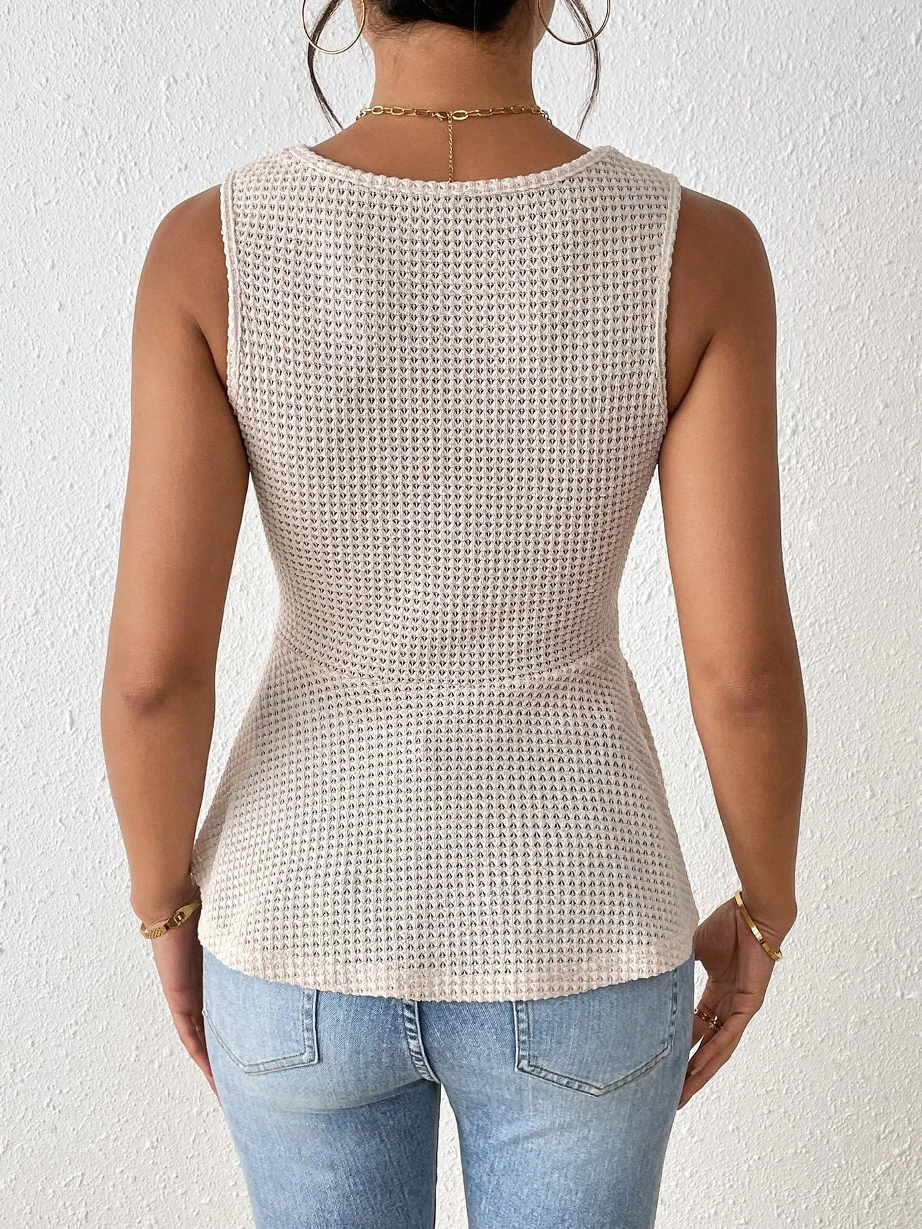 Elegant V-Neck Sleeveless Slim Fit Top