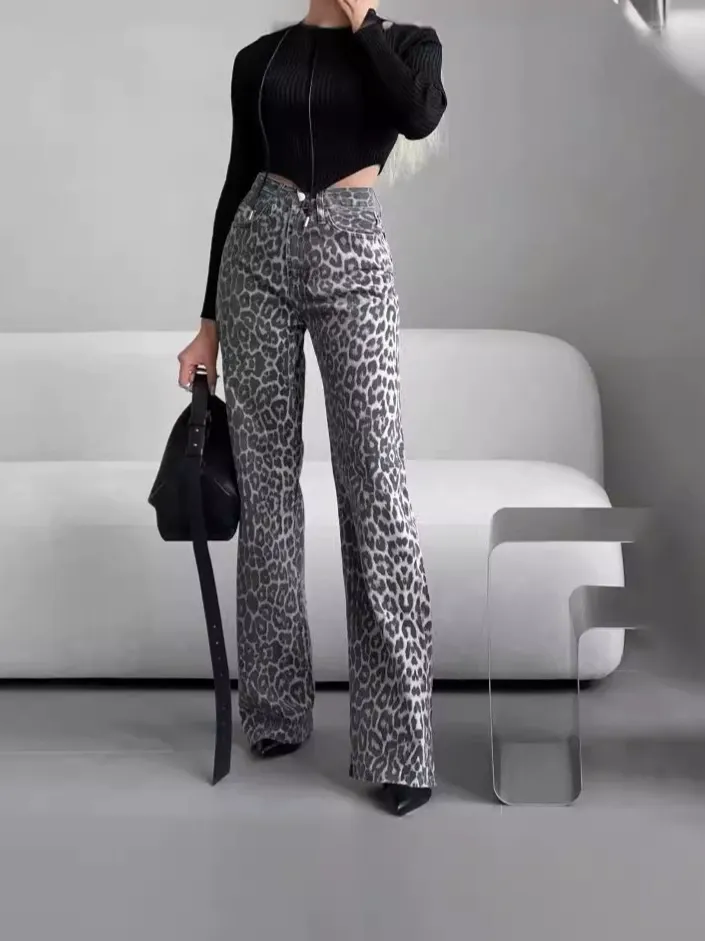 Vintage Distressed High-Waist Straight Leg Jeans