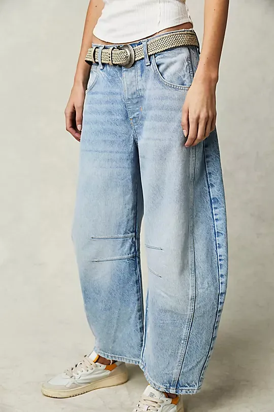 Casual Loose Fit Mid-Rise Straight Leg Jeans