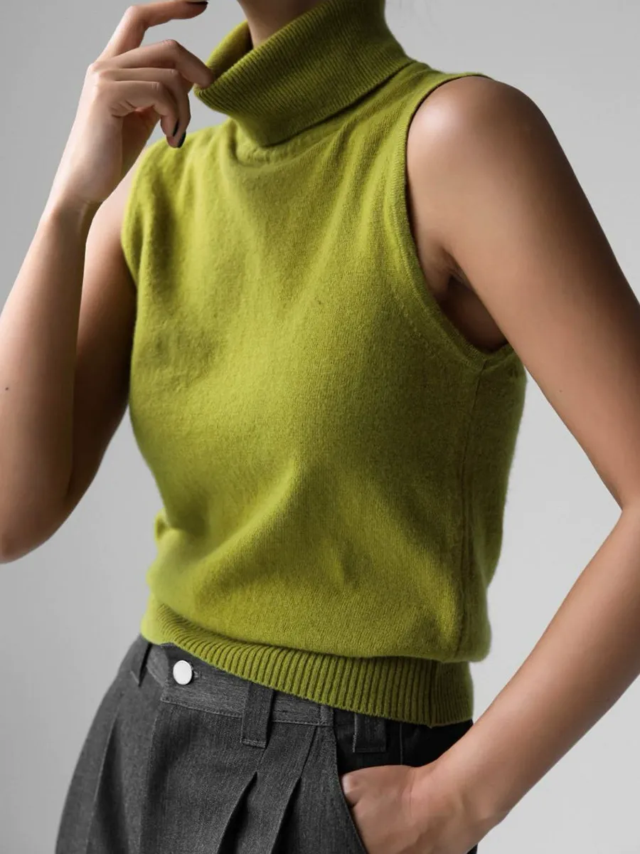 Knitted Sleeveless High-Neck Top