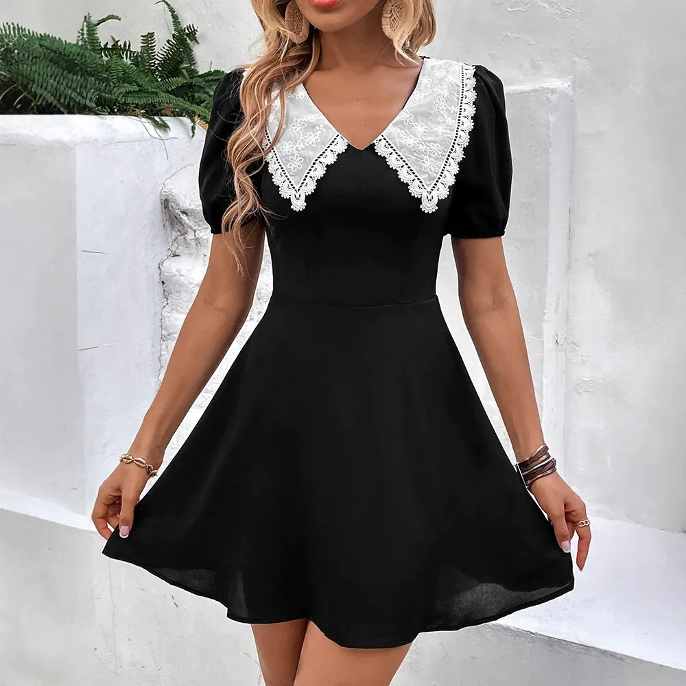 Colorblock Puff Sleeve Lace Collared Mini Dress