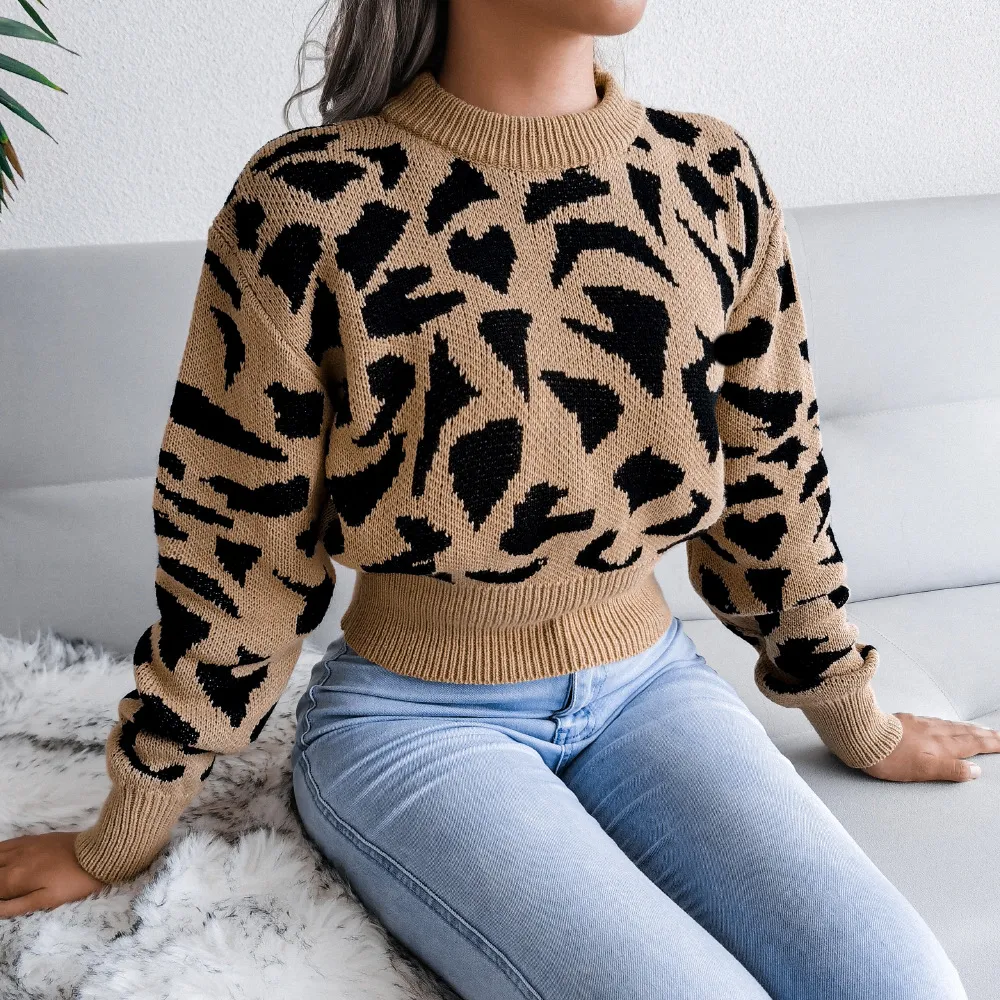 Casual Leopard Print Cropped Knit Sweater