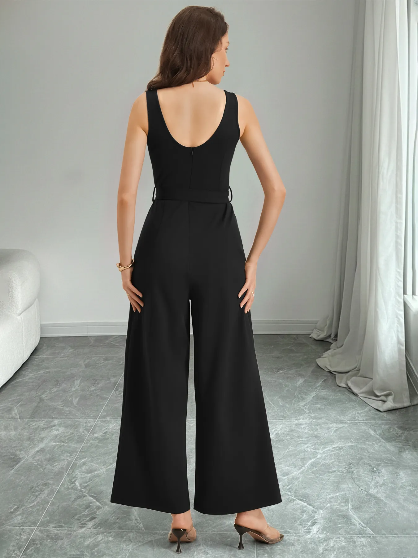 Classic Black & White Colorblock Sleeveless Jumpsuit