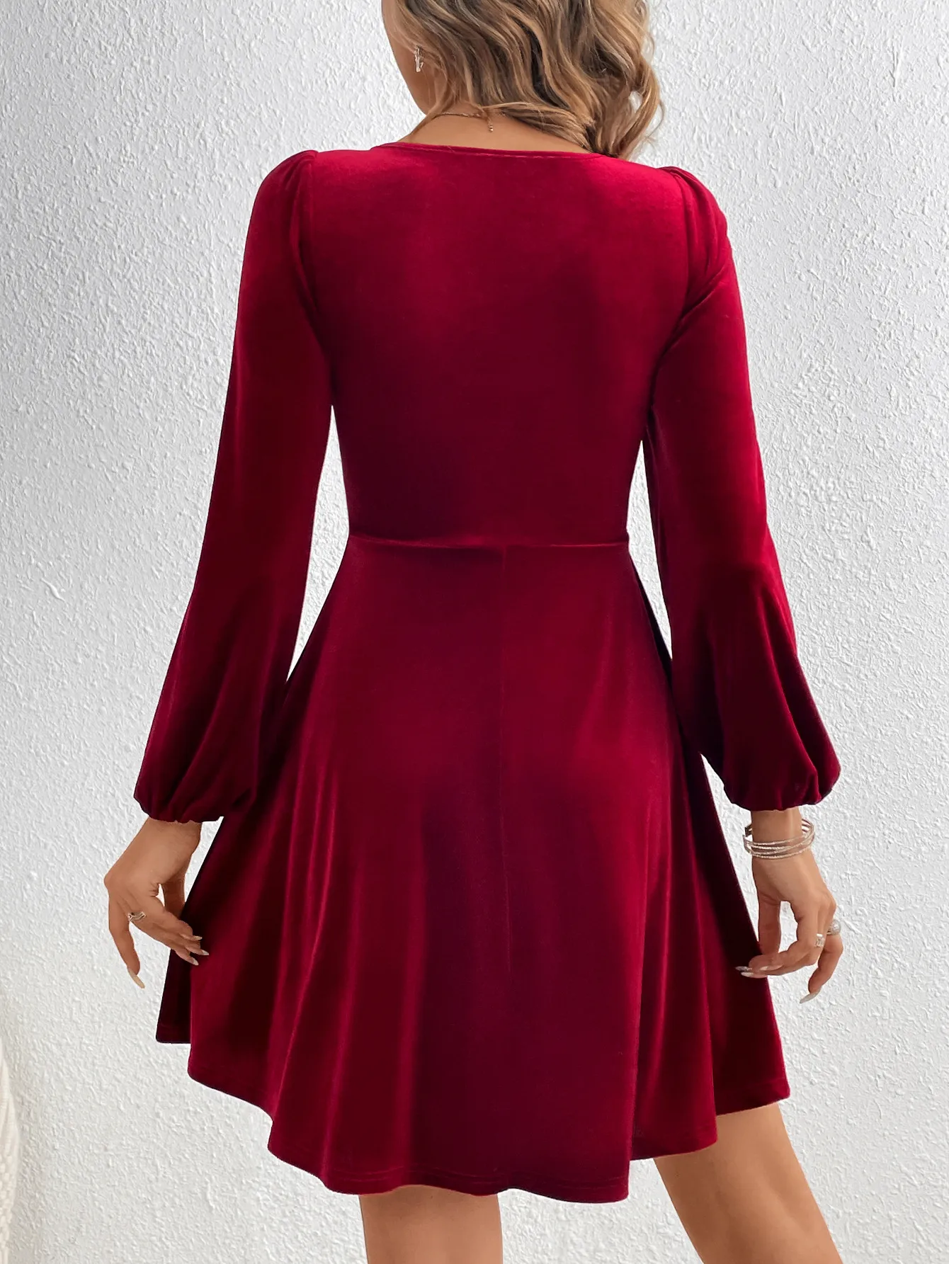 Sexy V-Neck Long Sleeve Velvet A-Line Dress