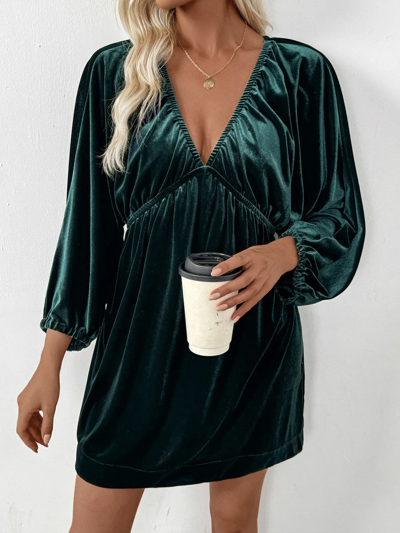 Vintage Velvet V-Neck Puff Sleeve Party Dress